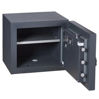 Купить Сейф CHUBBSAFES DuoGuard Grade 1 Size 40 E в Сочи. В наличии и под заказ в каталоге. Большой ассортимент